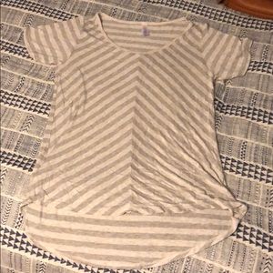 LulaRoe T-shirt